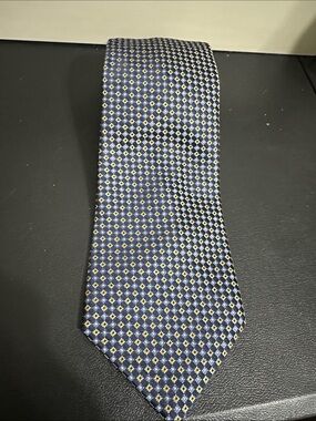 Jones New York Navy and Gold Geometric Silk Tie